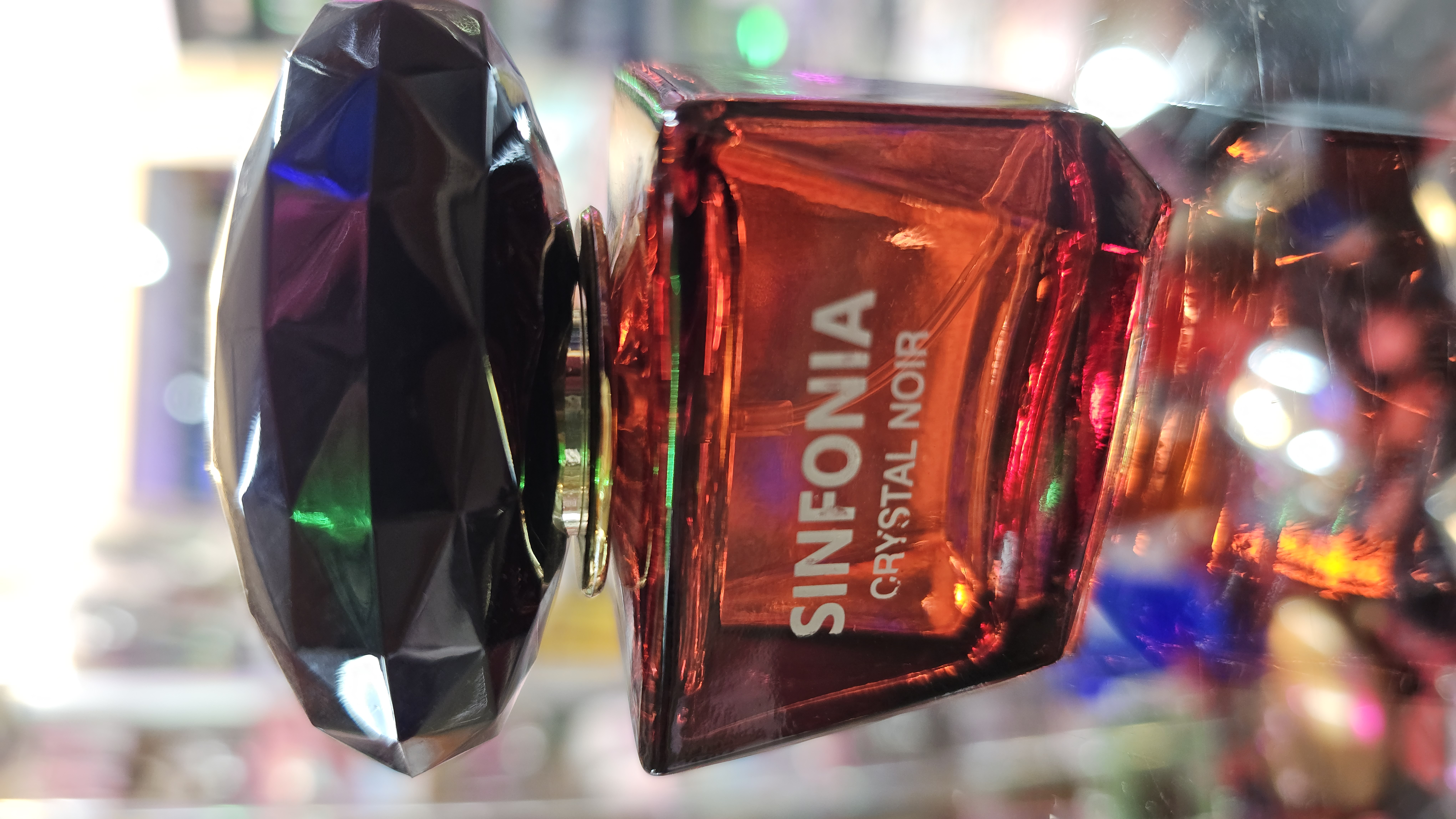 ورساچی کریستال نویر